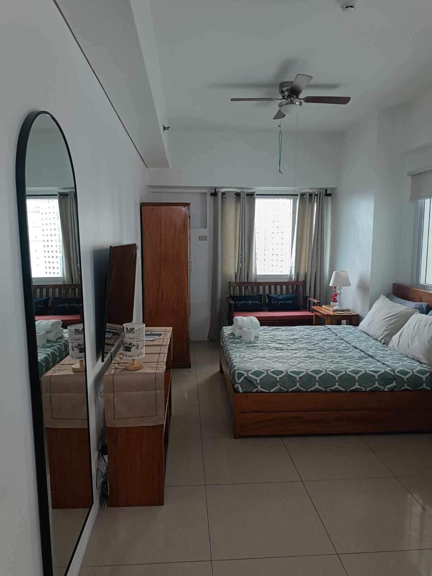Avery Condo Suite At The Beacon Makati Makati City Buitenkant foto