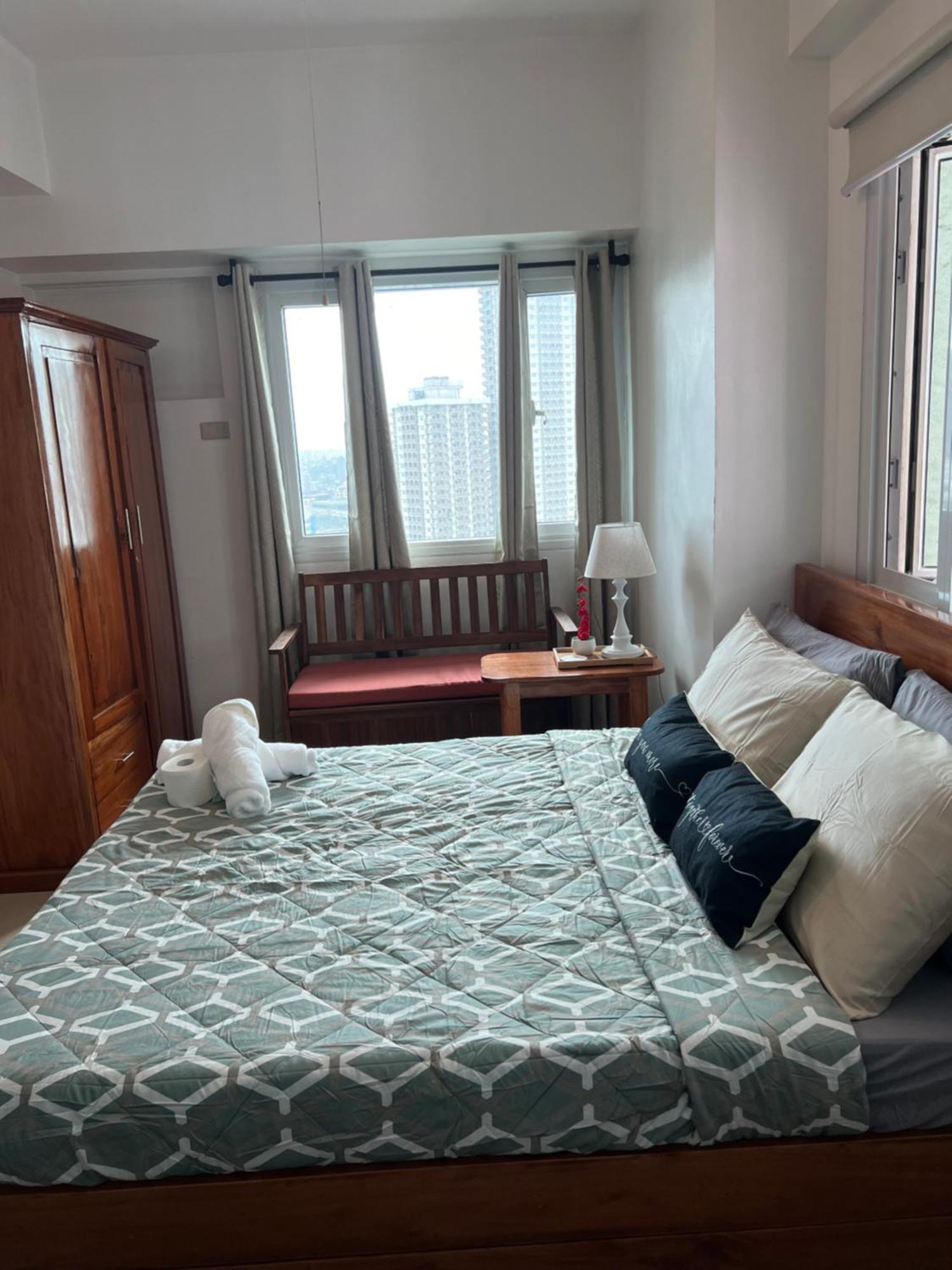 Avery Condo Suite At The Beacon Makati Makati City Buitenkant foto